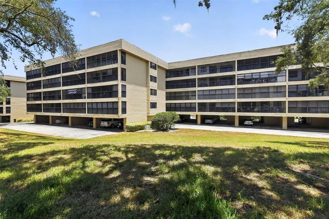 1724 GOLFVIEW DRIVE, Tarpon Springs, FL 34689