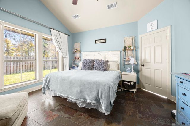 8510 Ormand Dr, Zachary, LA 70791