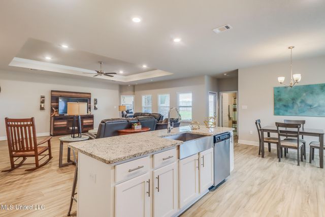 5251 Fairbury Way, D'iberville, MS 39540