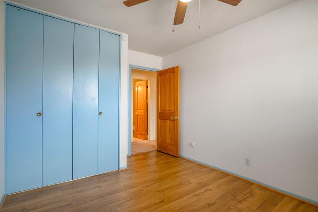 5803 Pojoaque Road NE, Albuquerque, NM 87110