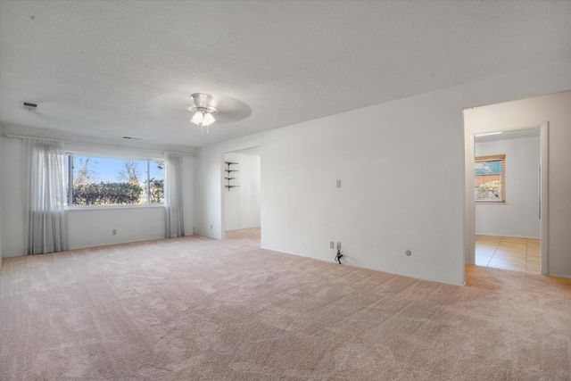 5803 Pojoaque Road NE, Albuquerque, NM 87110