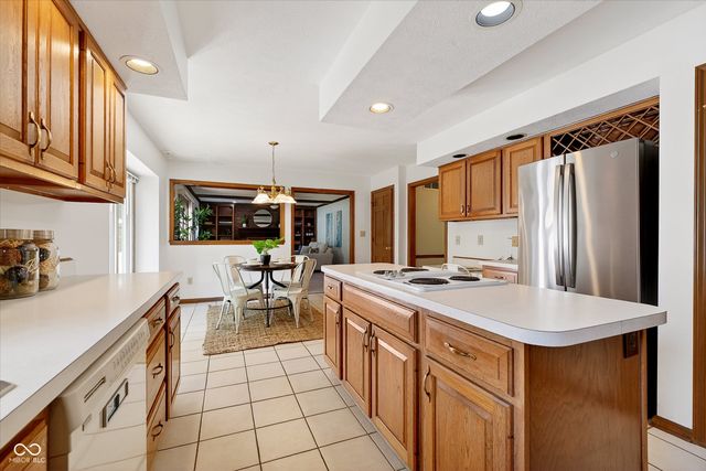 1402 Prairie Creek Court, Carmel, IN 46032