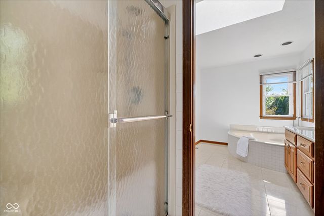 1402 Prairie Creek Court, Carmel, IN 46032