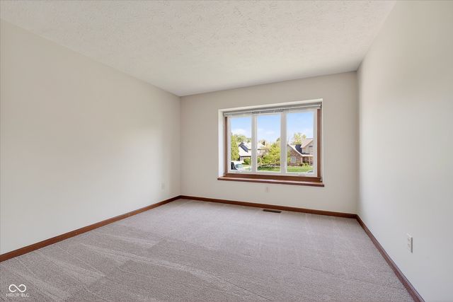 1402 Prairie Creek Court, Carmel, IN 46032