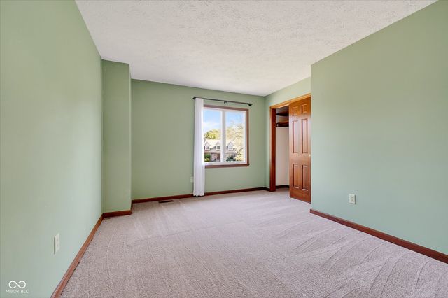 1402 Prairie Creek Court, Carmel, IN 46032