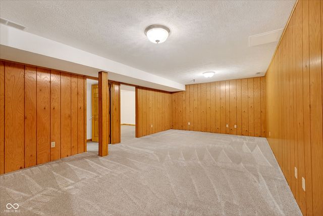 1402 Prairie Creek Court, Carmel, IN 46032