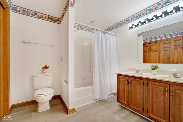 1402 Prairie Creek Court, Carmel, IN 46032