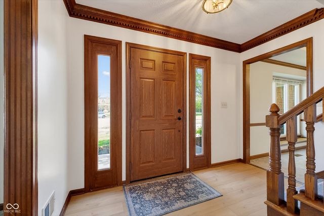 1402 Prairie Creek Court, Carmel, IN 46032