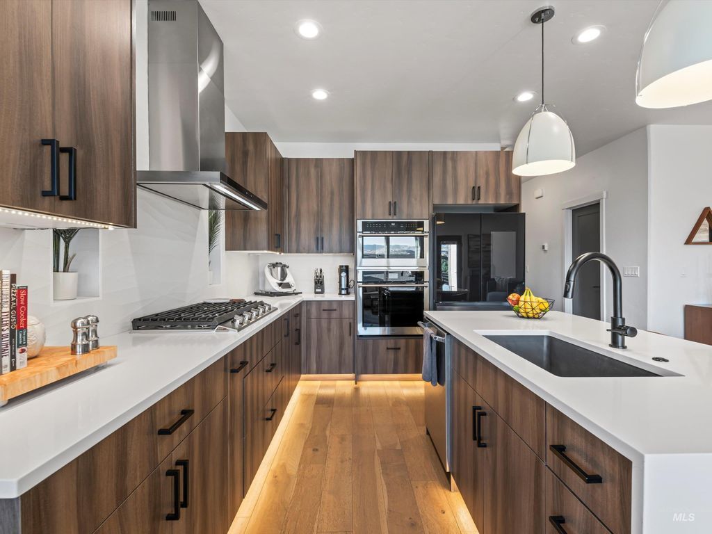 1251 E Echelon Ridge Lane, Boise, ID 83716 photo 12