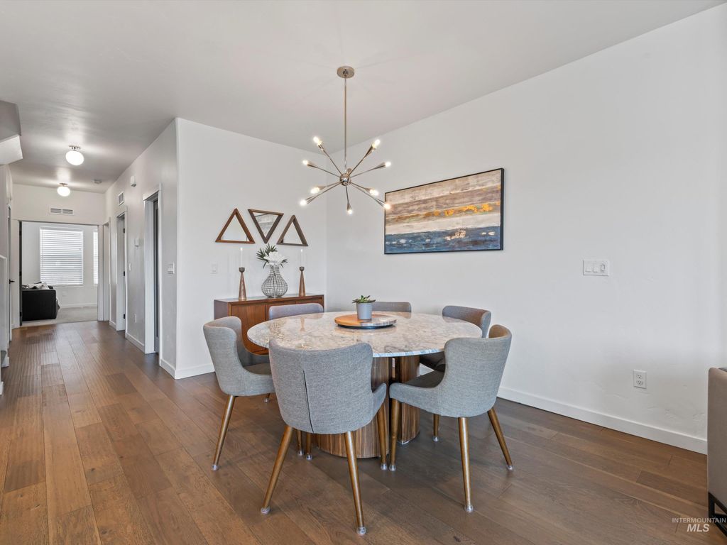 1251 E Echelon Ridge Lane, Boise, ID 83716 photo 14