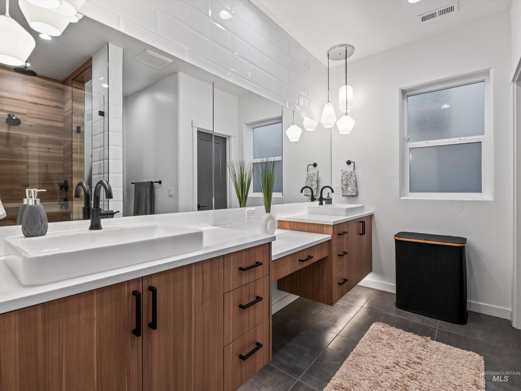 1251 E Echelon Ridge Lane, Boise, ID 83716 photo 19