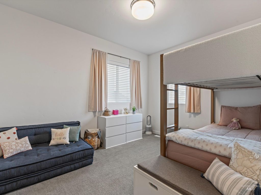 1251 E Echelon Ridge Lane, Boise, ID 83716 photo 23