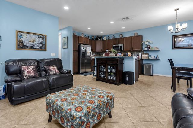 4673 Tara Cove Way, West Palm Beach, FL 33417