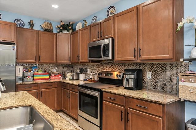 4673 Tara Cove Way, West Palm Beach, FL 33417