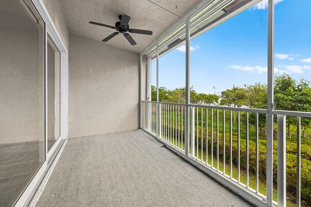 88 N Lakeshore Drive, Hypoluxo, FL 33462