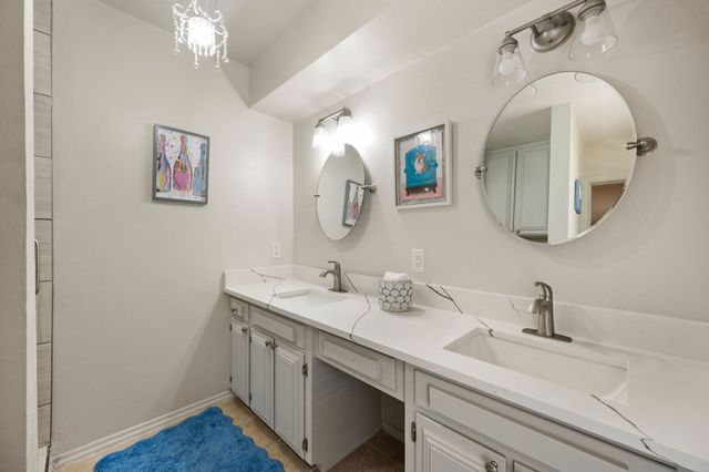 2021 Mountainview Drive, Hurst, TX 76054