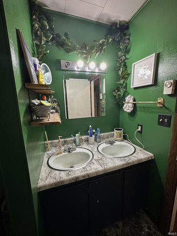 701 W North Street, Fremont, IN 46737