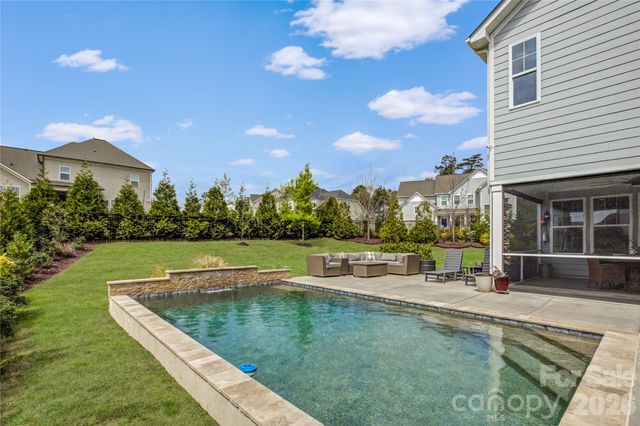 17204 Saranita Lane, Charlotte, NC 28278