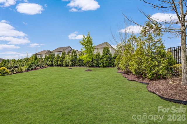 17204 Saranita Lane, Charlotte, NC 28278