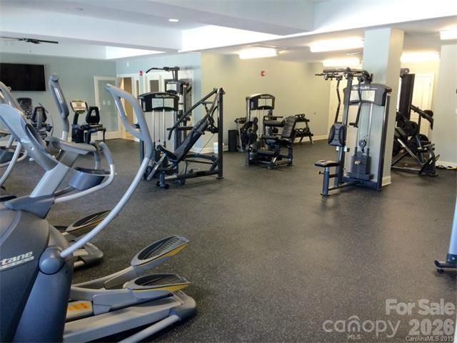 17204 Saranita Lane, Charlotte, NC 28278