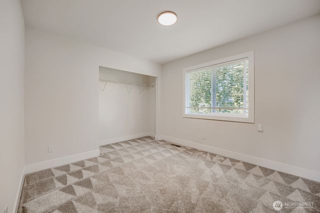 303 S 302nd Place, Federal Way, WA 98003