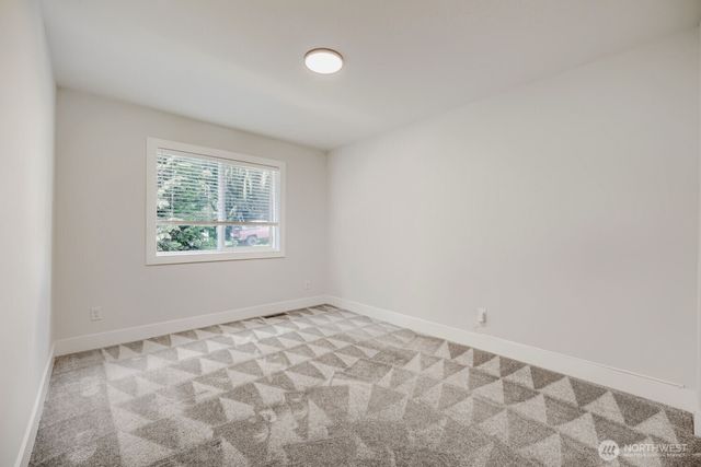 303 S 302nd Place, Federal Way, WA 98003
