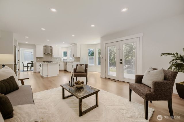 303 S 302nd Place, Federal Way, WA 98003
