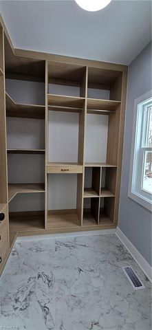 5058 Shattalon Drive, Winston-salem, NC 27106