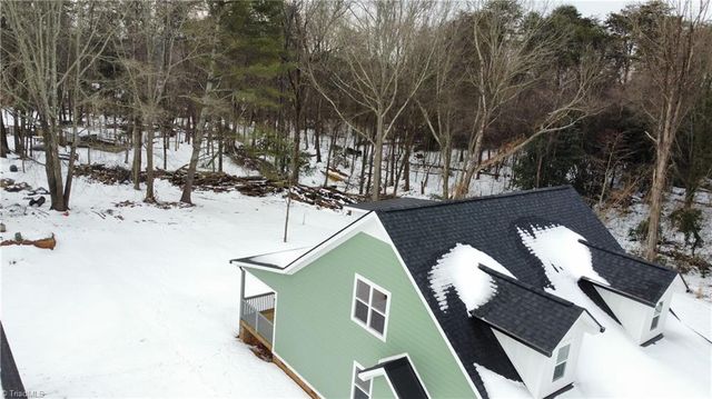 5058 Shattalon Drive, Winston-salem, NC 27106