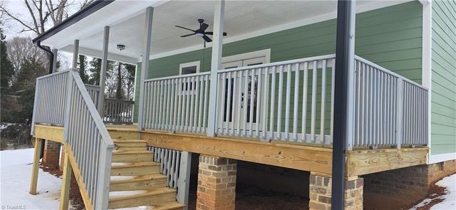 5058 Shattalon Drive, Winston-salem, NC 27106