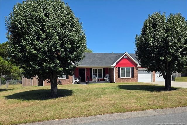 6653 Pacific Avenue, Fayetteville, NC 28314