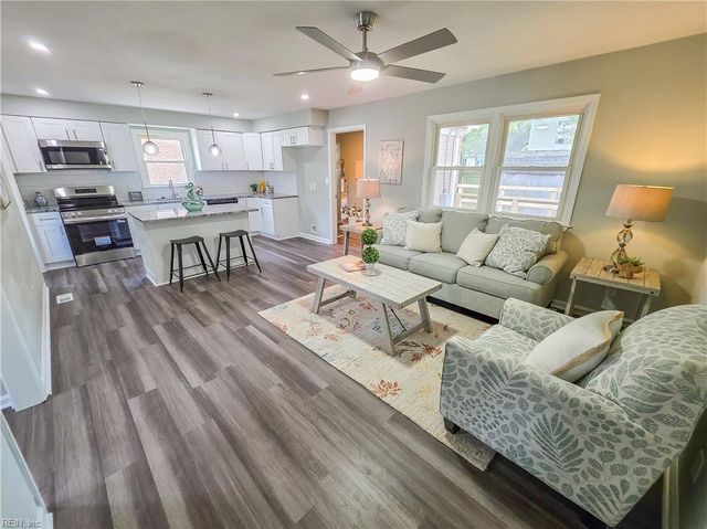 2131 English AVE, Chesapeake, VA 23320