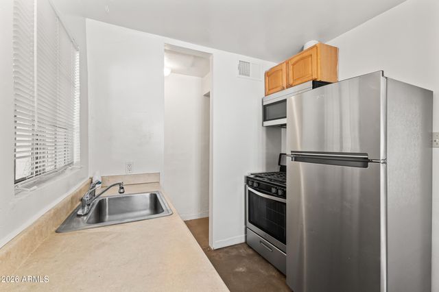 2032 W Cypress Street, Phoenix, AZ 85009