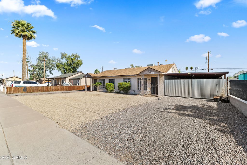2032 W Cypress Street, Phoenix, AZ 85009 — photo 4