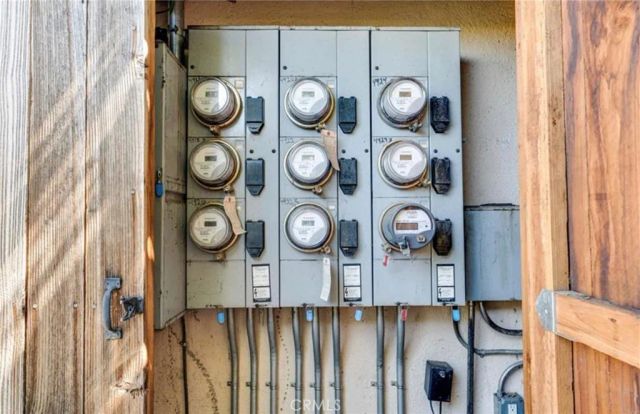 4918 Cahuenga, North Hollywood, CA 91601