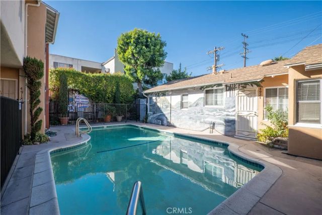 4918 Cahuenga, North Hollywood, CA 91601