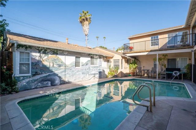 4918 Cahuenga, North Hollywood, CA 91601