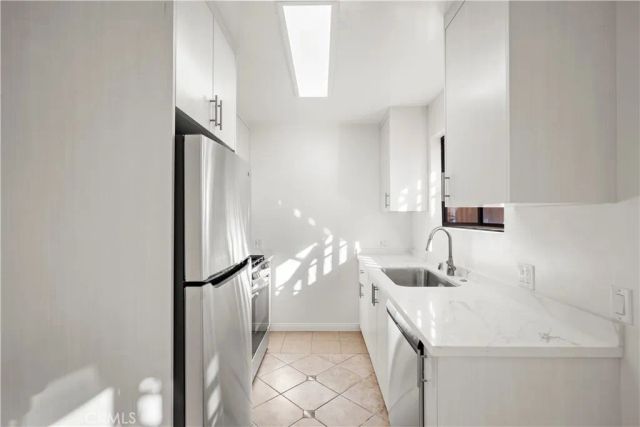 4918 Cahuenga, North Hollywood, CA 91601