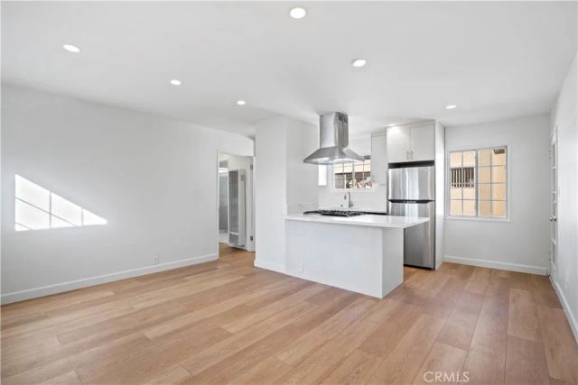 4918 Cahuenga, North Hollywood, CA 91601