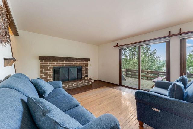 E4368 W Redstone Drive, La Valle, WI 53941