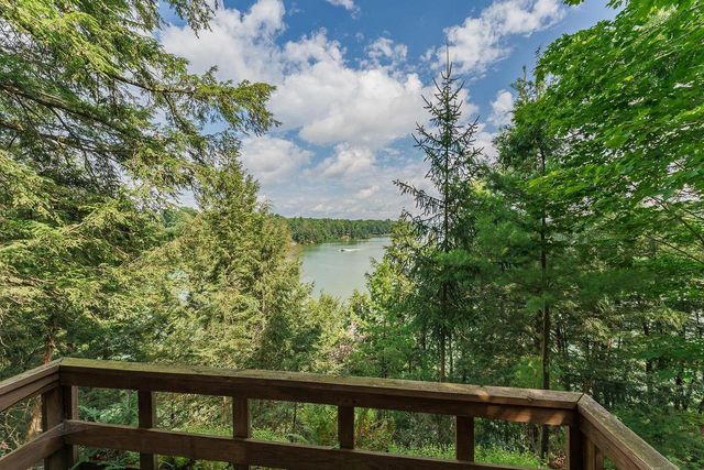 E4368 W Redstone Drive, La Valle, WI 53941