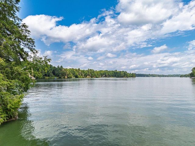 E4368 W Redstone Drive, La Valle, WI 53941