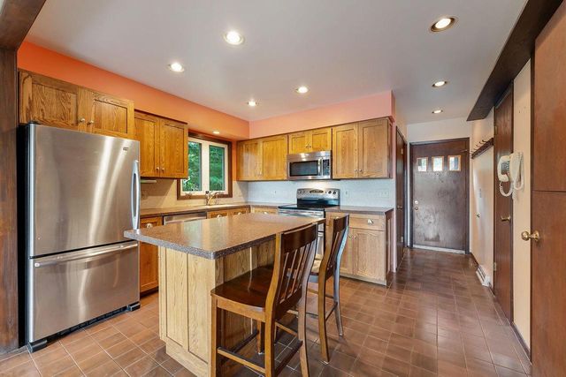 E4368 W Redstone Drive, La Valle, WI 53941