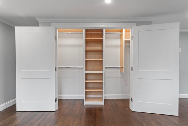 137 Walker Bungalow Road, Portsmouth, NH 03801