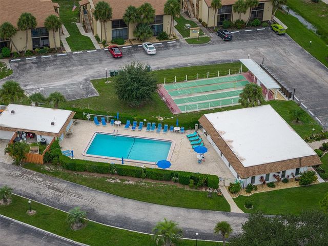 9 QUAILS RUN BOULEVARD 12, Englewood, FL 34223