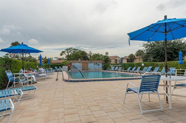 9 QUAILS RUN BOULEVARD 12, Englewood, FL 34223