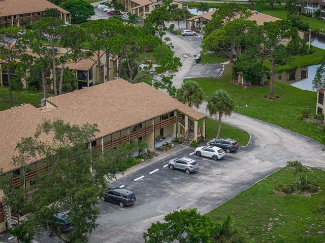 9 QUAILS RUN BOULEVARD 12, Englewood, FL 34223