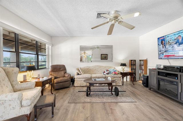 9 QUAILS RUN BOULEVARD 12, Englewood, FL 34223