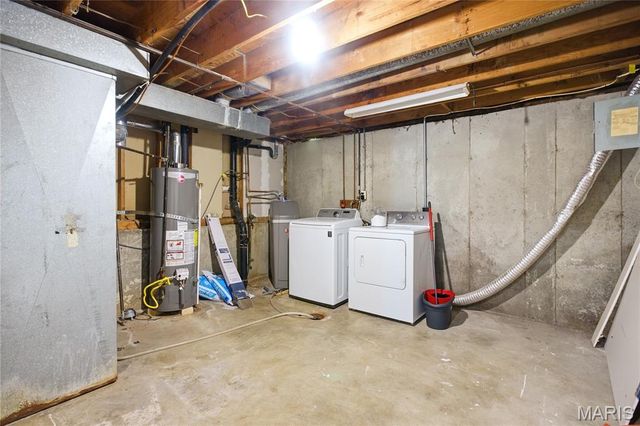 10113 Sunridge Trail S, Pevely, MO 63070