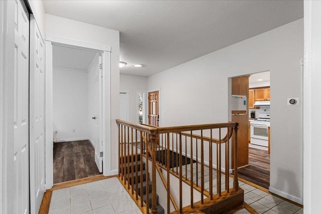 15580 Kitkitdizze Dr, Grass Valley, CA 95945